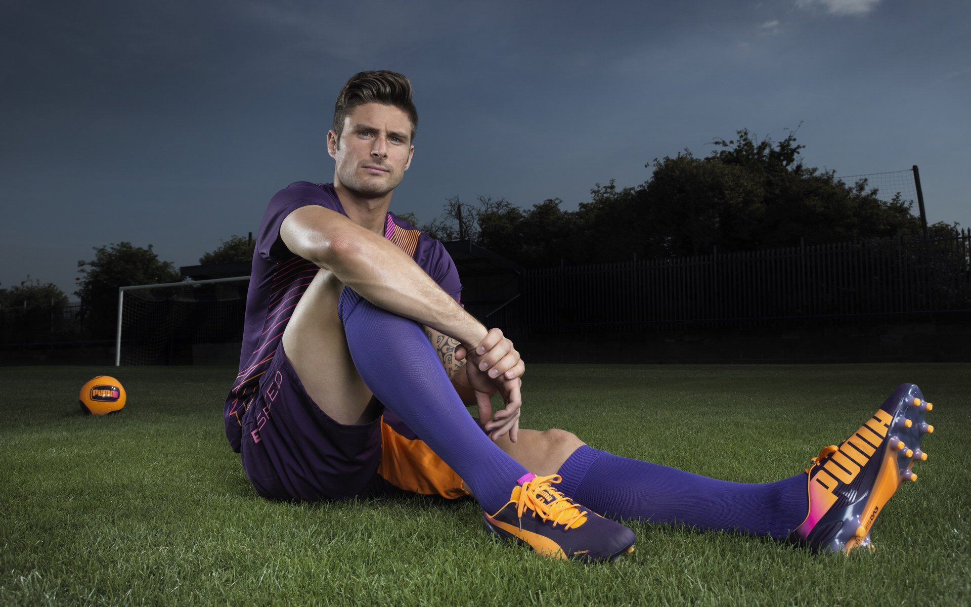 花样滑冰队重点加强自由滑音乐表现训练，花样滑冰步法和自由滑考级