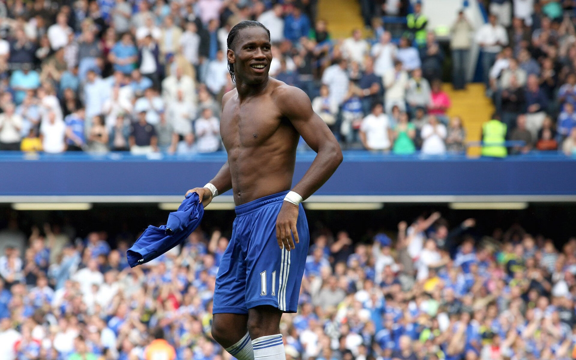 AYX GAMING-_全场焦点：精彩瞬间持续刷屏_，全场焦点的句子