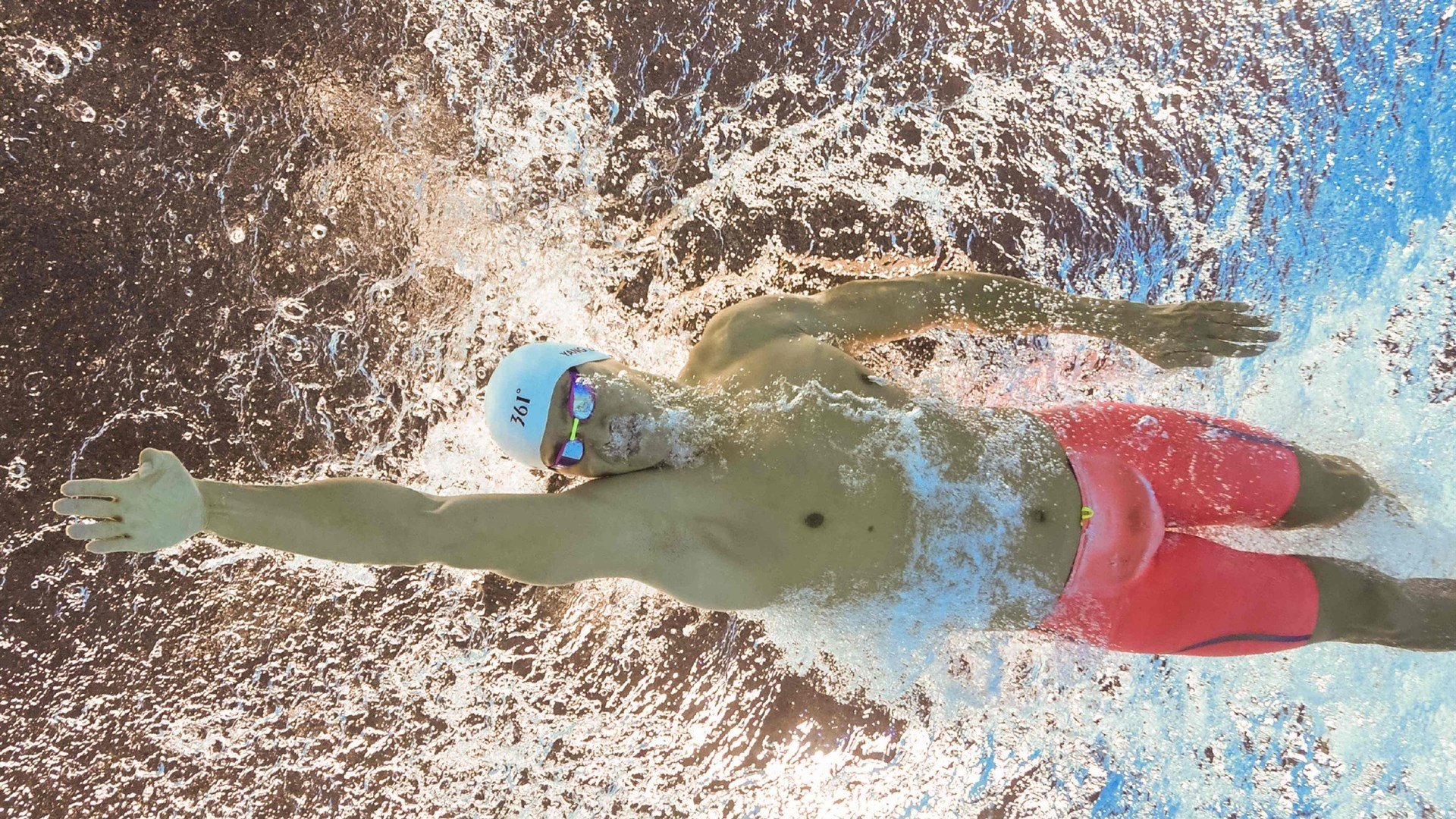 爱游戏官方论坛-传奇科比：用一生的努力诠释“冠军精神”！，科比 致敬